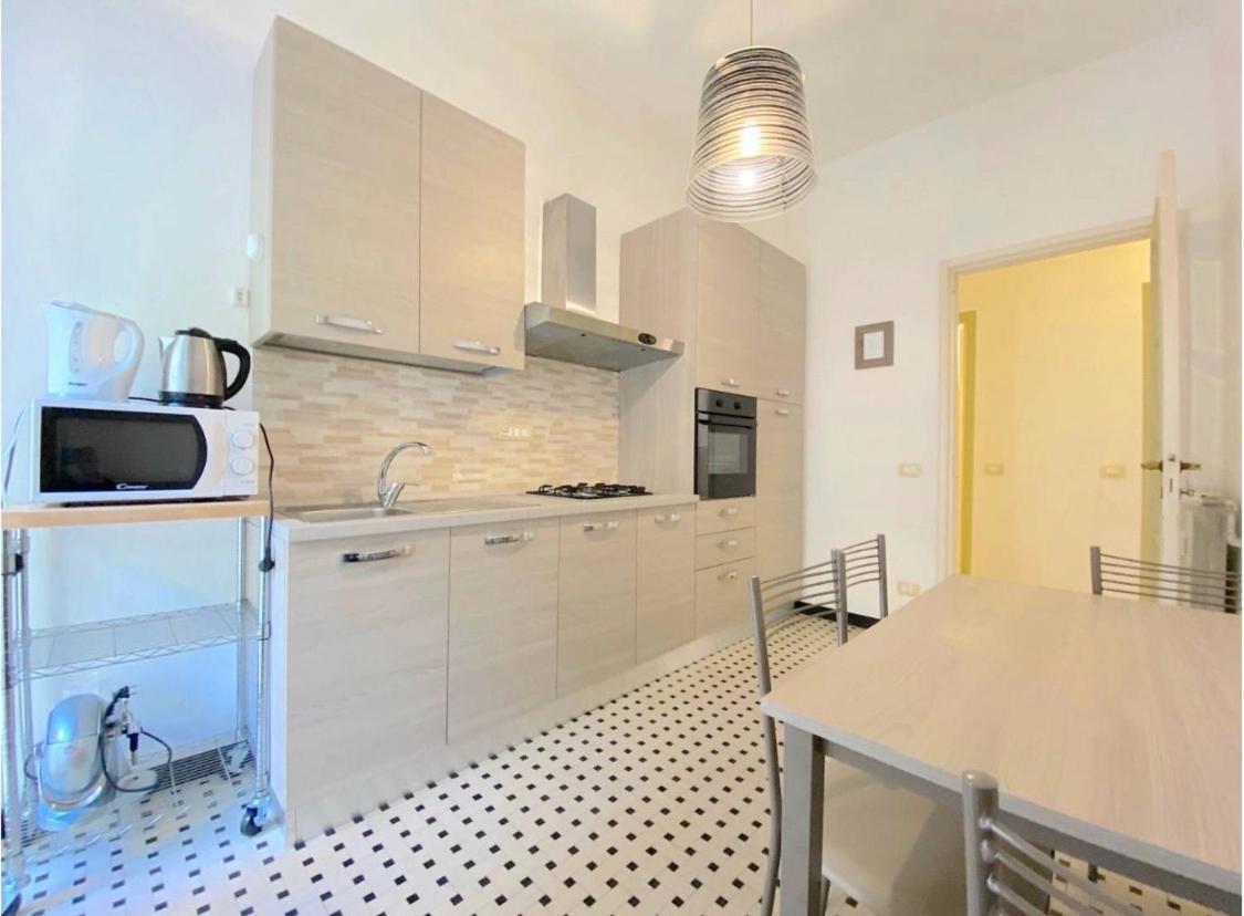 La Casa Di Claudia Lägenhet Genua Exteriör bild