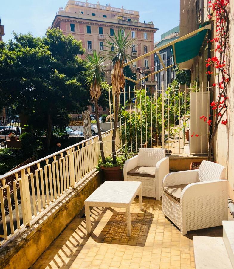 La Casa Di Claudia Lägenhet Genua Exteriör bild